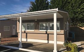 2 Bedroom Self-Catering Chalet